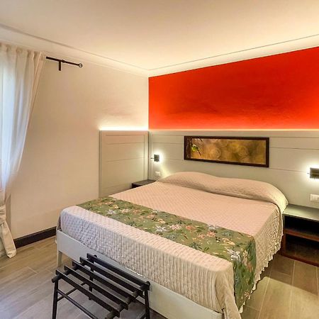 Duccio Nacci Rooms- Guesthouse ซานจีมิญญาโน ภายนอก รูปภาพ