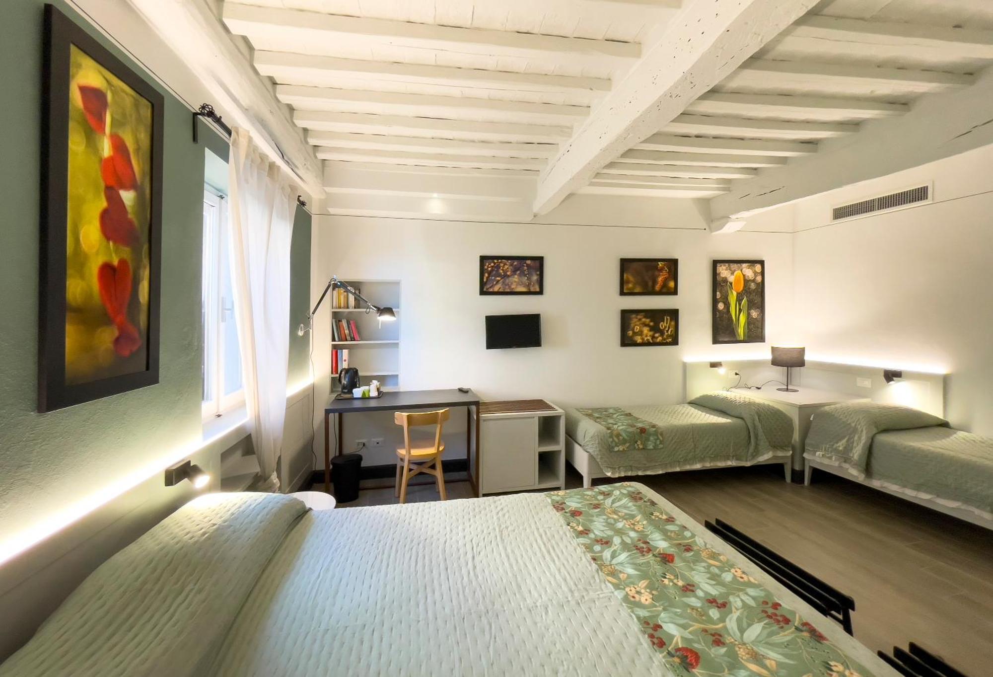 Duccio Nacci Rooms- Guesthouse ซานจีมิญญาโน ภายนอก รูปภาพ