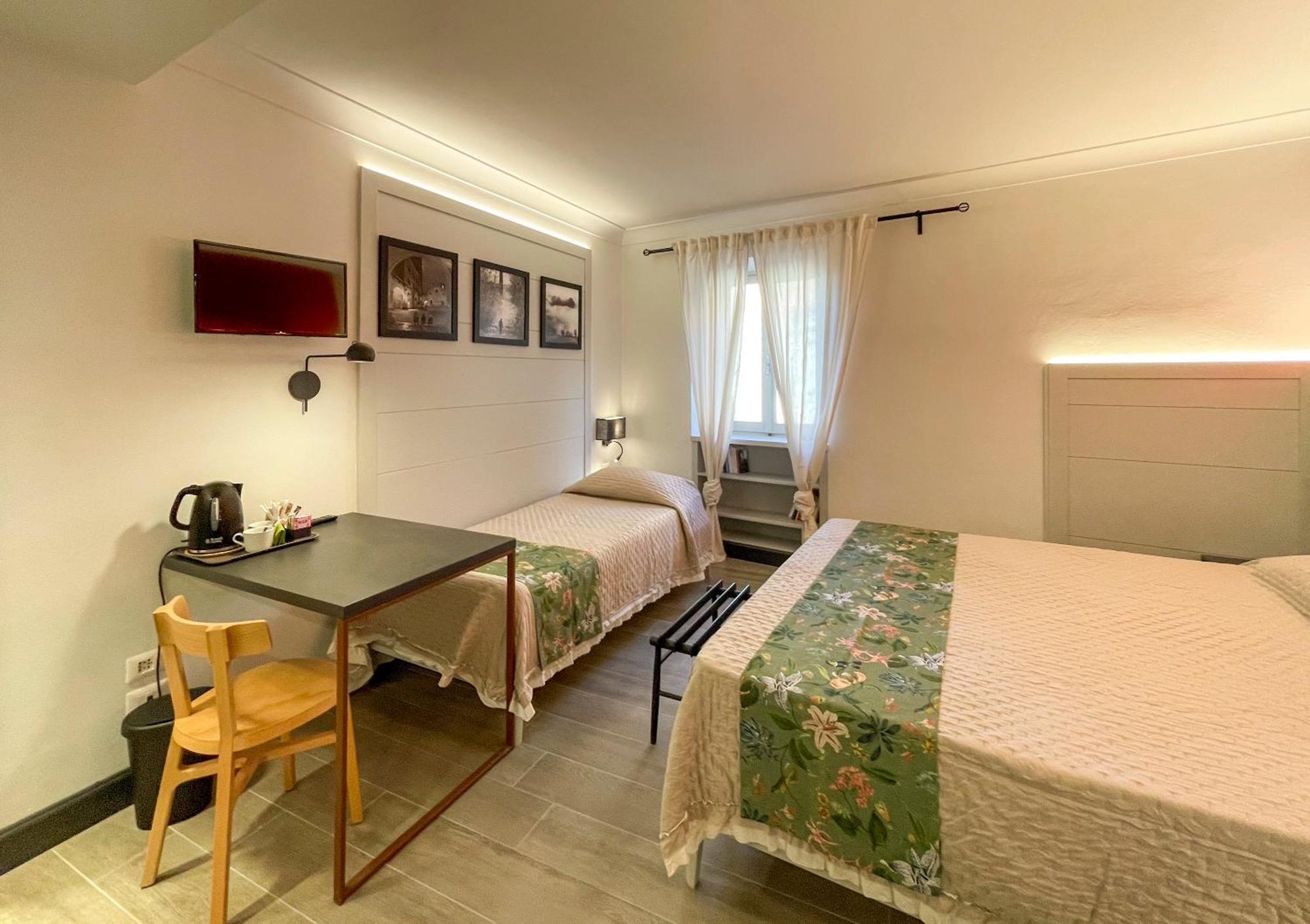 Duccio Nacci Rooms- Guesthouse ซานจีมิญญาโน ภายนอก รูปภาพ