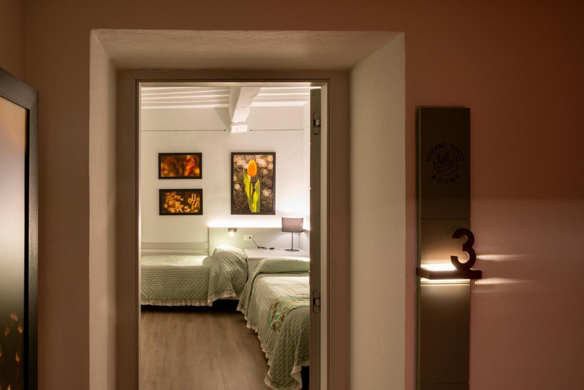 Duccio Nacci Rooms- Guesthouse ซานจีมิญญาโน ภายนอก รูปภาพ