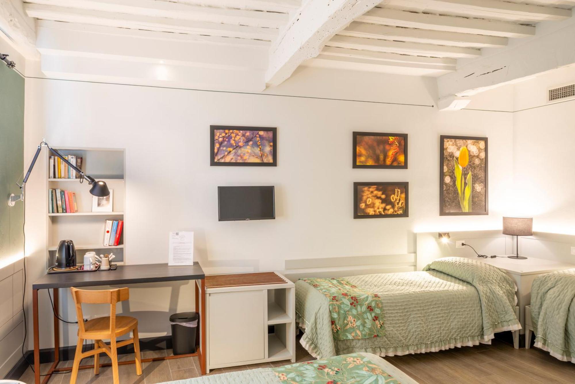 Duccio Nacci Rooms- Guesthouse ซานจีมิญญาโน ภายนอก รูปภาพ